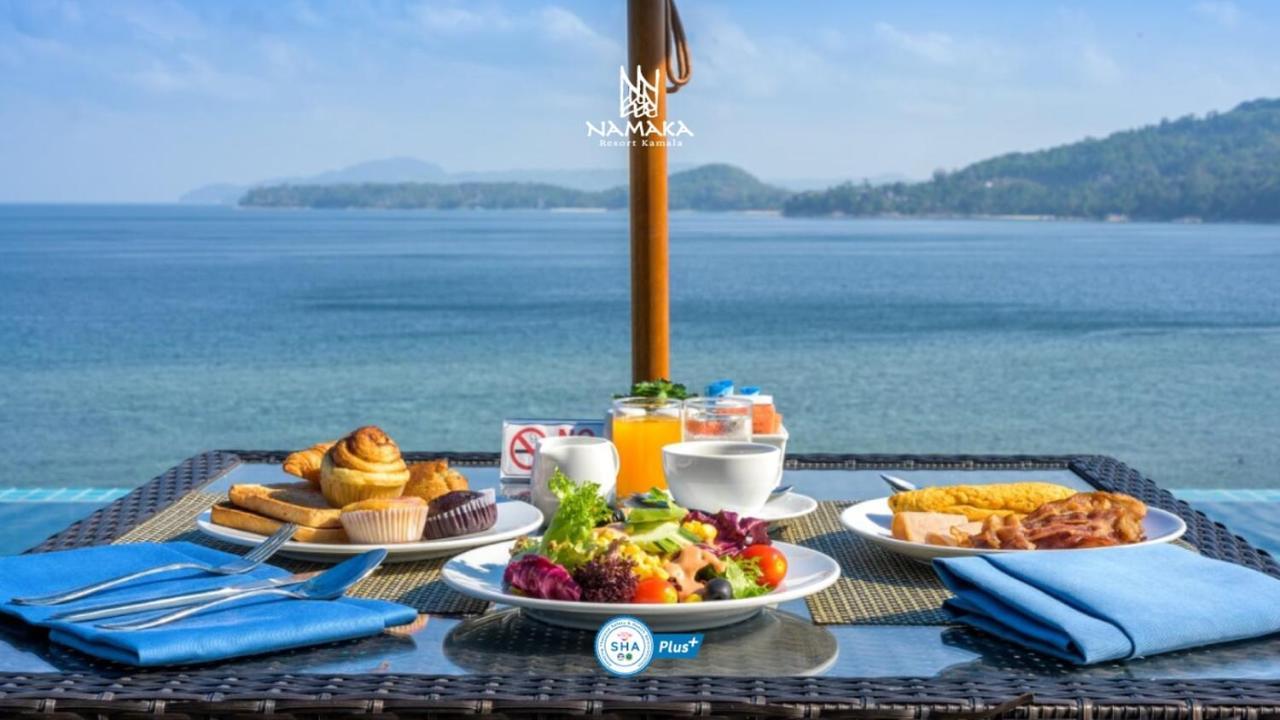 Namaka Resort Kamala Zewnętrze zdjęcie Breakfast at the beach