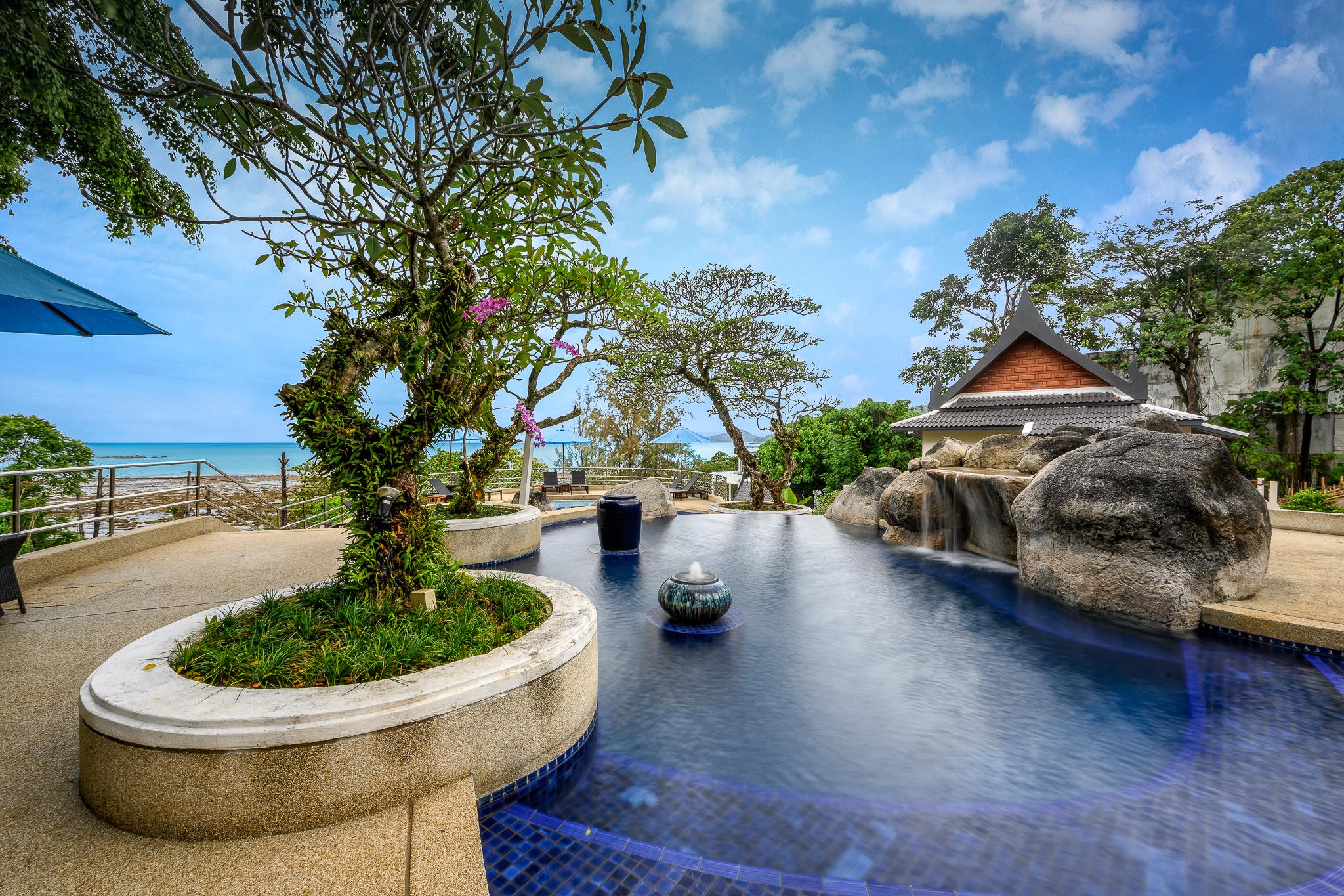 Namaka Resort Kamala Zewnętrze zdjęcie The Rock Resort
