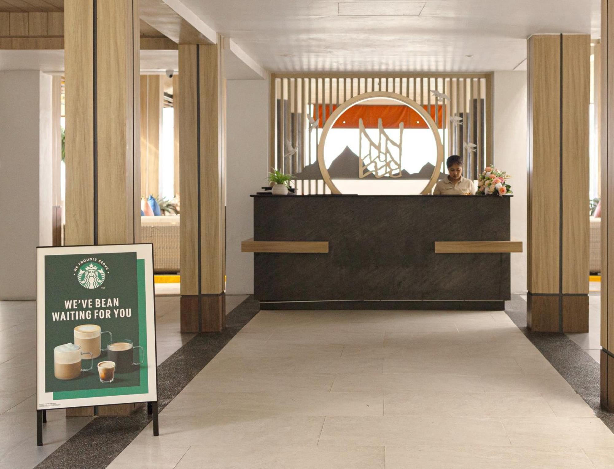 Namaka Resort Kamala Zewnętrze zdjęcie Starbucks Reserve Roastery in Shanghai