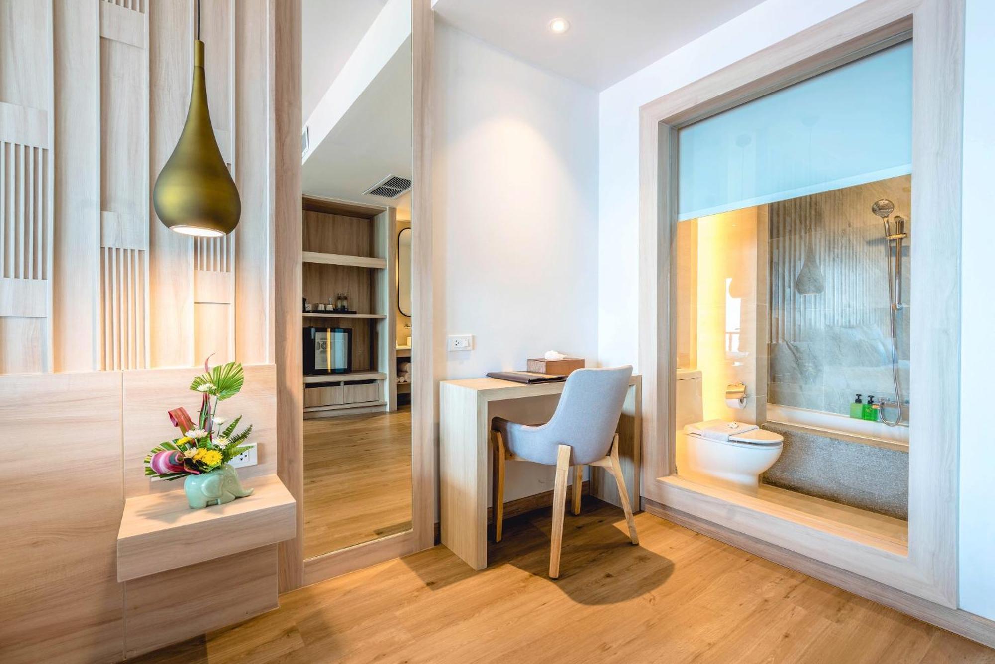 Namaka Resort Kamala Zewnętrze zdjęcie Deluxe Suite